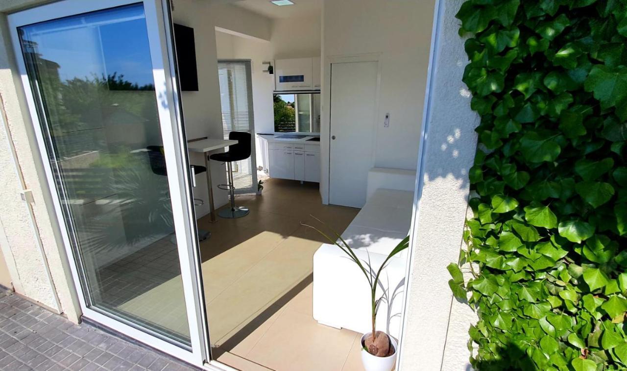 Penthouse Jacuzzi & Pool Apartmants Opatija Exterior photo